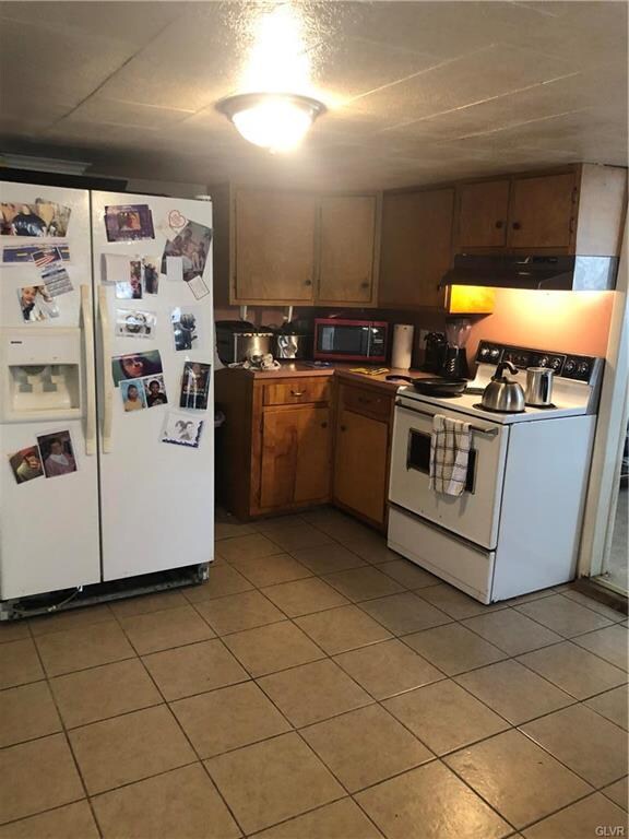 3009 N 2nd St, Whitehall, PA 18052 - photo 5