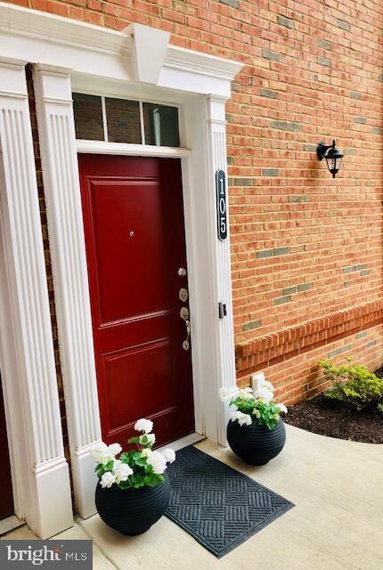 43047 Stuarts Glen Terrace unit 105, Ashburn, VA 20148 - photo 4