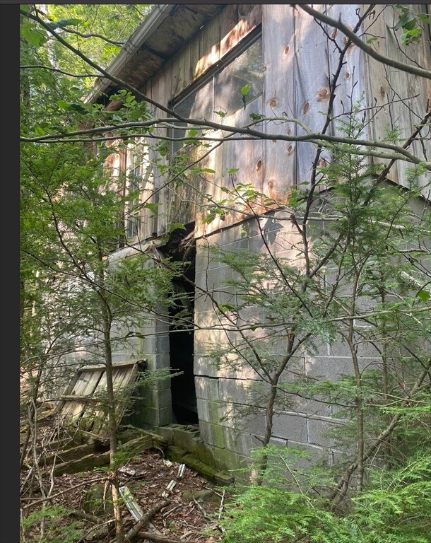 33 Washington Rd, Williamsburg, MA 01096 - photo 6