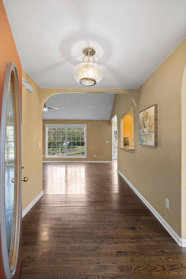 2529 Golden Pond Ln, Spring Hill, TN 37174 - photo 3