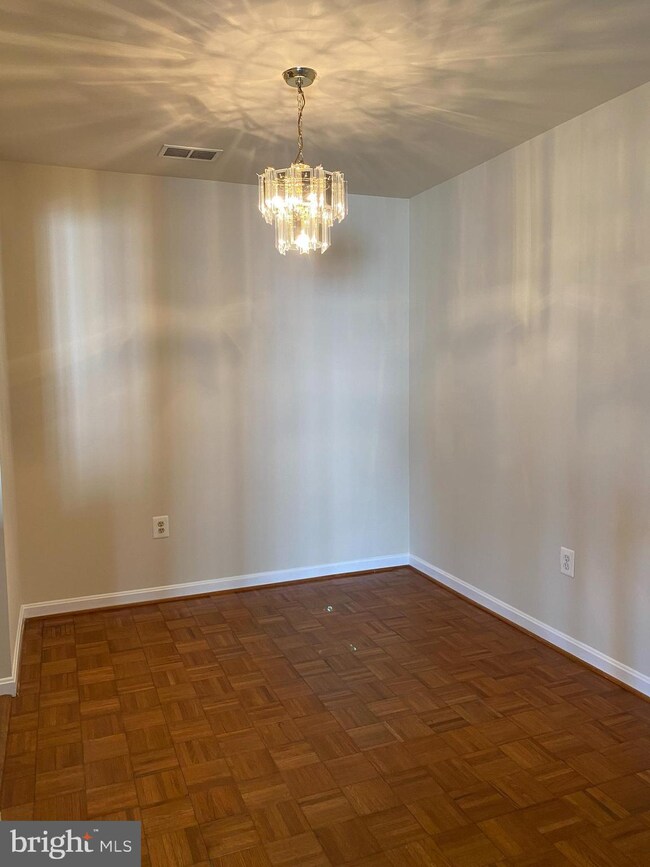 112 Timberlake Terrace unit 8, Stephens City, VA 22655 - photo 3