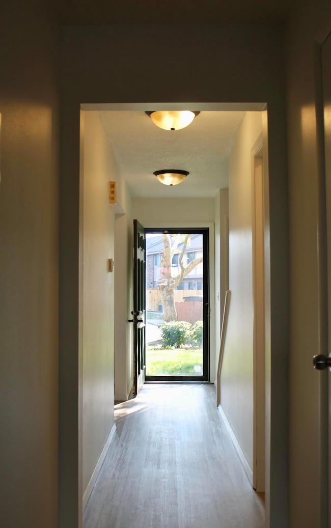 85 Stornoway Dr W unit 85, Columbus, OH 43213 - photo 4