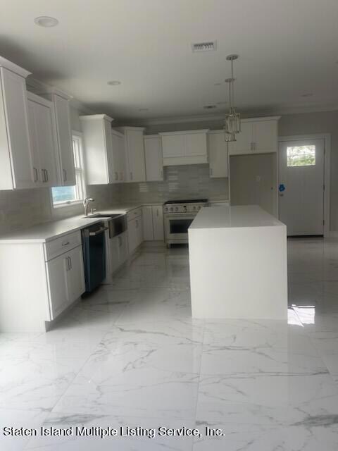 7 Frosinone Ln, Staten Island, NY 10309 - photo 6