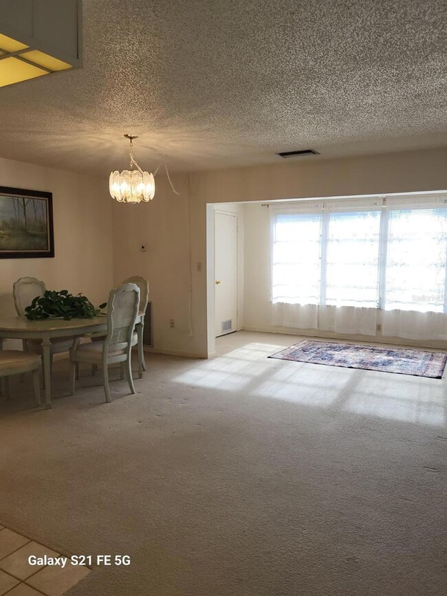 unlisted-address, Saint Petersburg, FL 33709 - photo 4