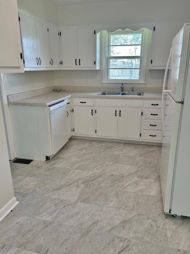 1413 10th St SE, Cullman, AL 35055 - photo 5