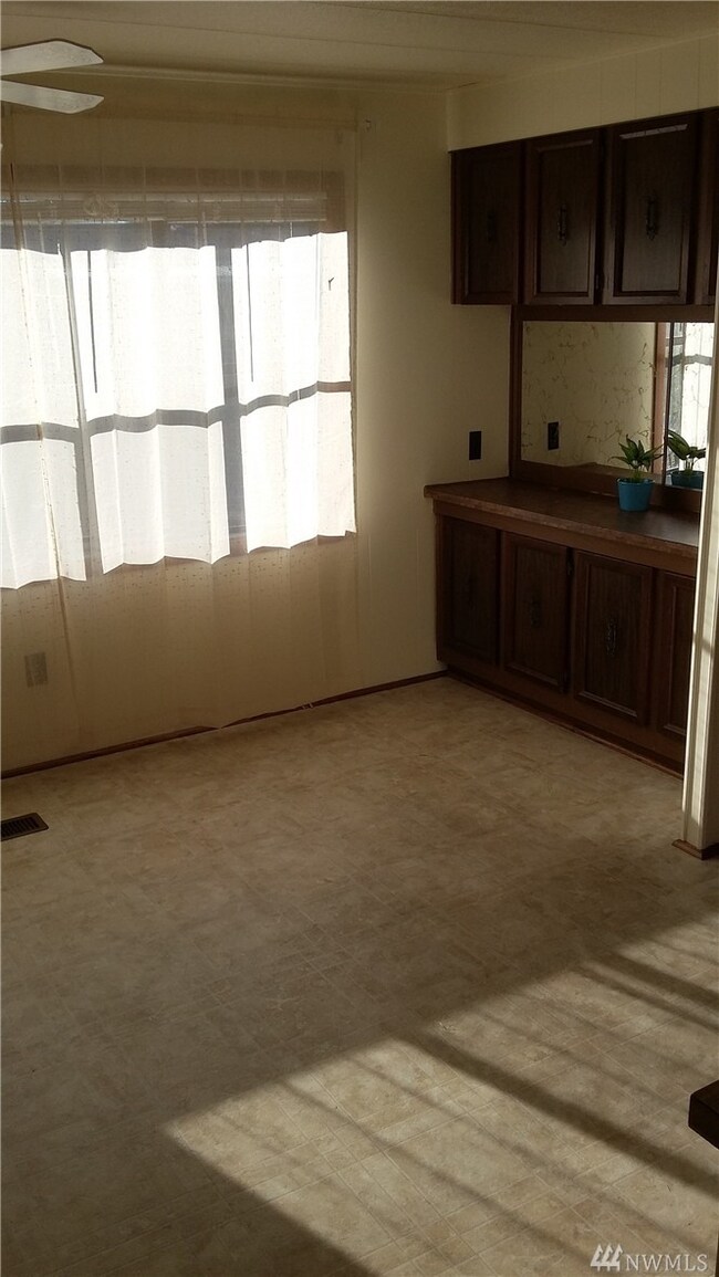 2200 196th St SE unit 23, Bothell, WA 98012 - photo 3