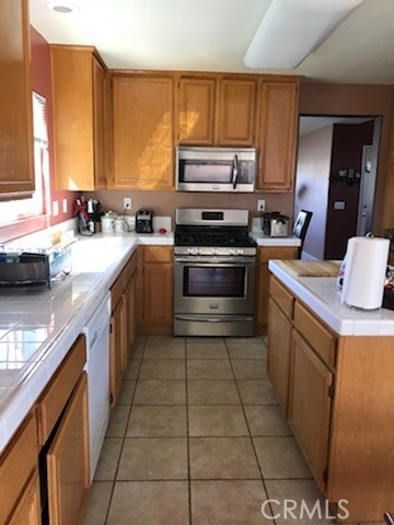 31321 Bradford St, Winchester, CA 92596 - photo 3