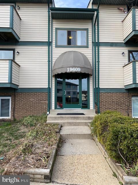 19609 Gunners Branch Rd unit L, Germantown, MD 20876 - photo 2