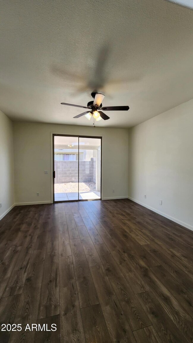 2143 N 30th St, Mesa, AZ 85213 - photo 2