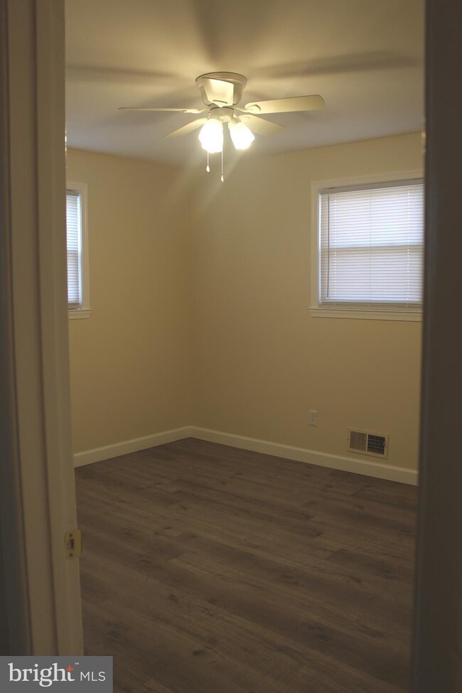 1100 Kayak Ave, Capitol Heights, MD 20743 - photo 4