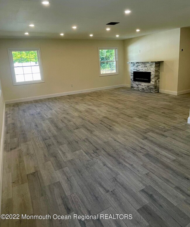 67 Warren Dr, Matawan, NJ 07747 - photo 7