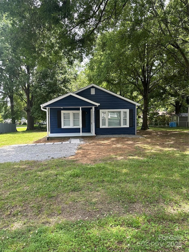 2123 W 6th Ave, Gastonia, NC 28052 - photo 2