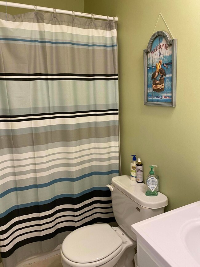 Yacht Harbor unit WINTER RENTAL, Sea Bright, NJ 07760 - photo 4