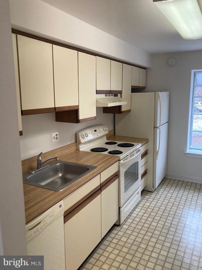 922 Montgomery Ave unit D4, Bryn Mawr, PA 19010 - photo 6