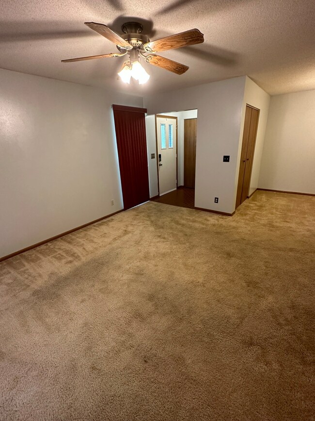 680 Frontier Ct, Terre Haute, IN 47803 - photo 4