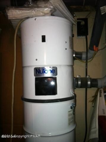 1013 Main Rd, Lehighton, PA 18235 - photo 4