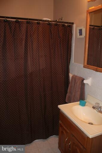 8228 Reece Heights Dr, Severn, MD 21144 - photo 3