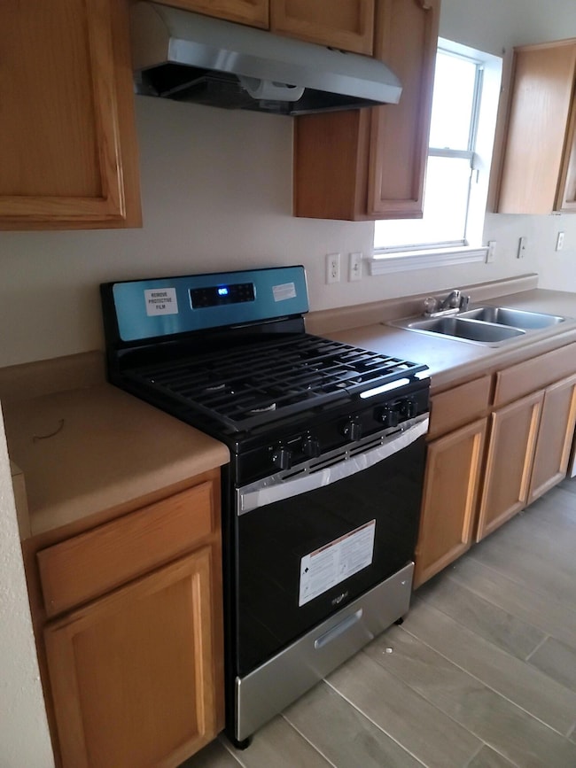 Kitchen 2