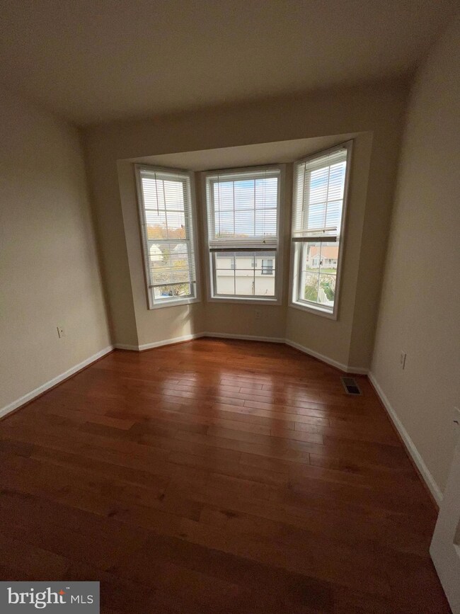 121 N Marshall St, Ranson, WV 25438 - photo 4