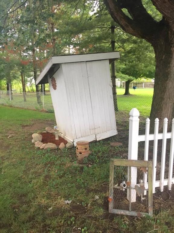 422 S Washington St, Windfall, IN 46076 - photo 5