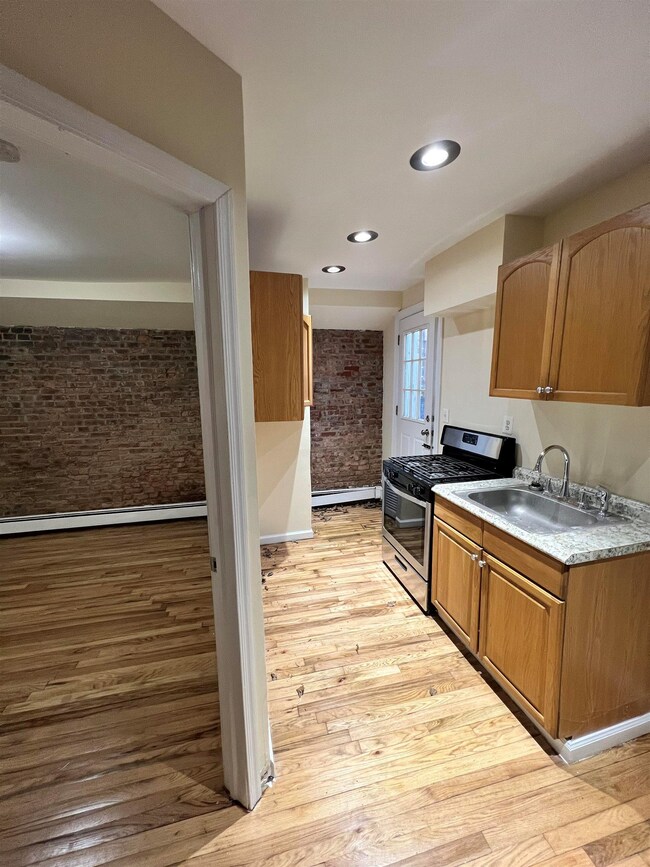 400 1st St unit 1, Jersey City, NJ 07302 - photo 7