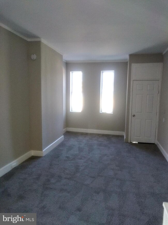 1421 W Ostend St, Baltimore, MD 21223 - photo 4