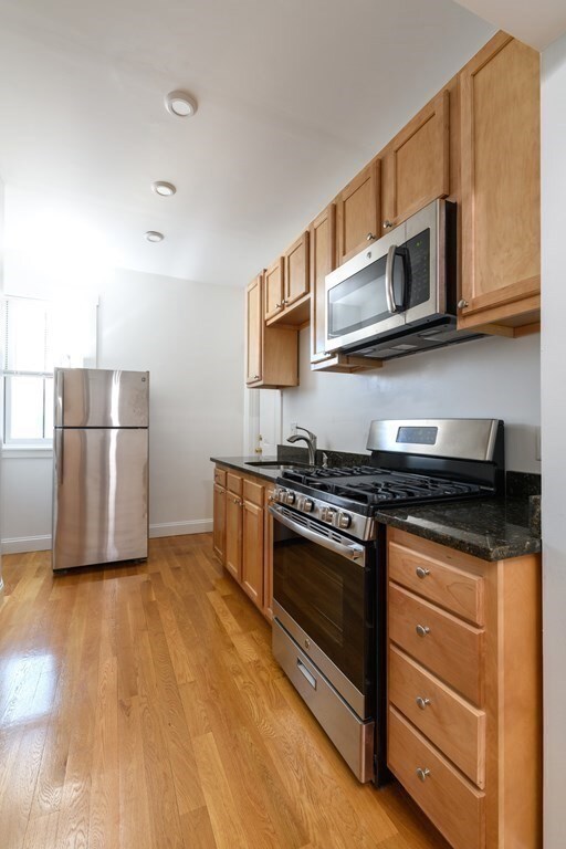 124 Summer St unit 4, Somerville, MA 02143 - photo 3