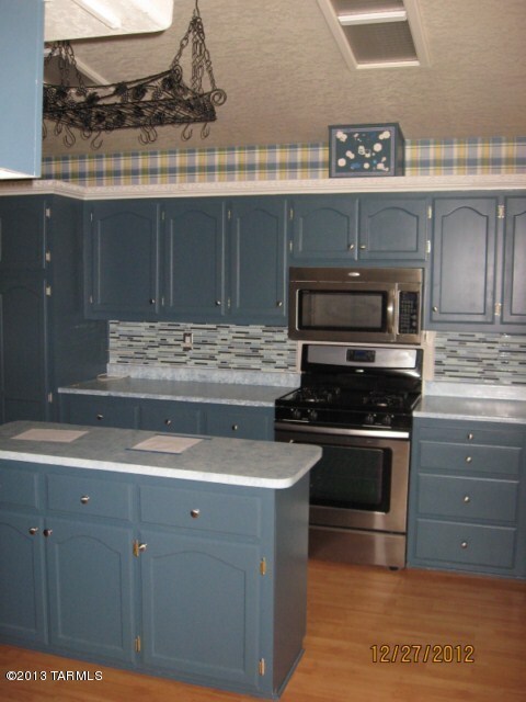 Kitchen (2)