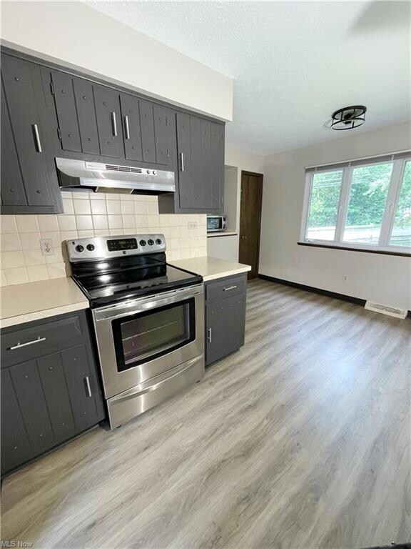 Kitchen 15x14