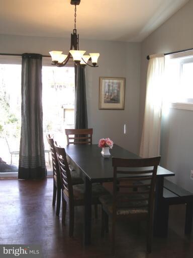 10828 Charles Dr, Fairfax, VA 22030 - photo 6