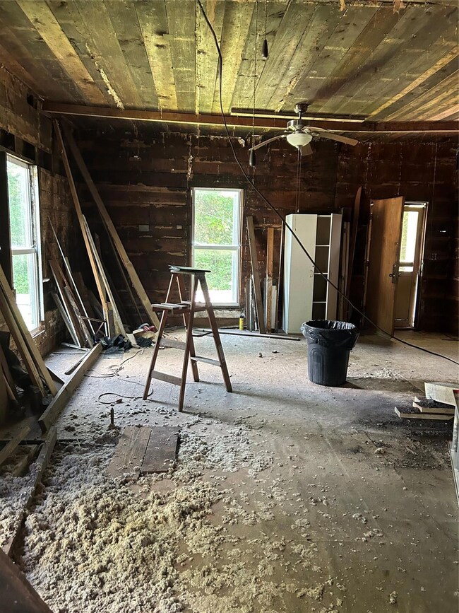 View of miscellaneous room