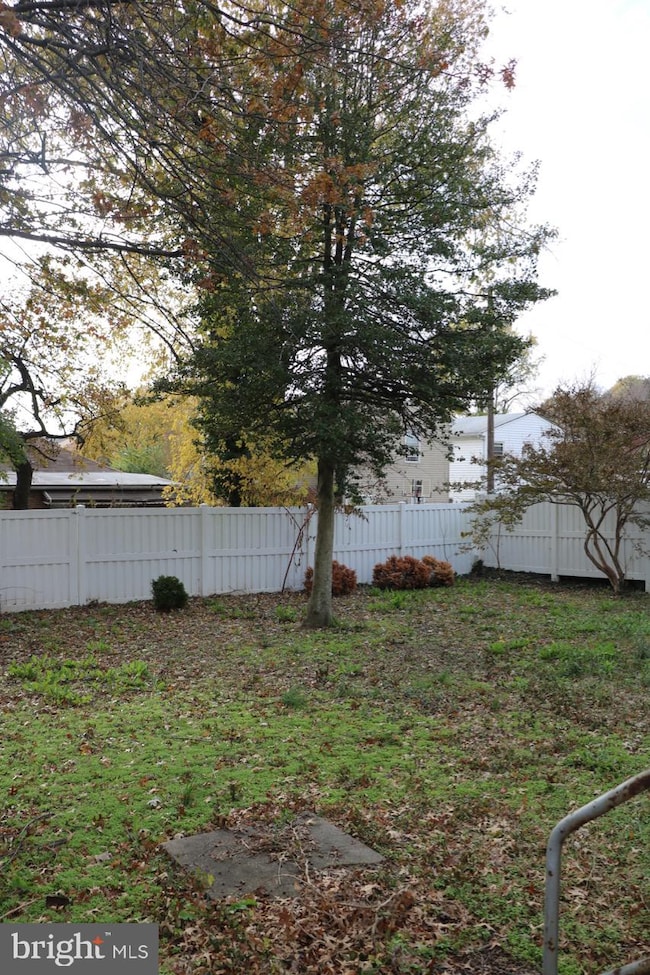 4237 Eads St NE, Washington, DC 20019 - photo 7