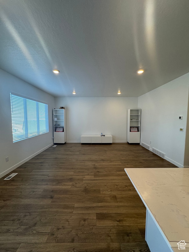 3852 S Mcelroy Rd, Magna, UT 84044 - photo 4