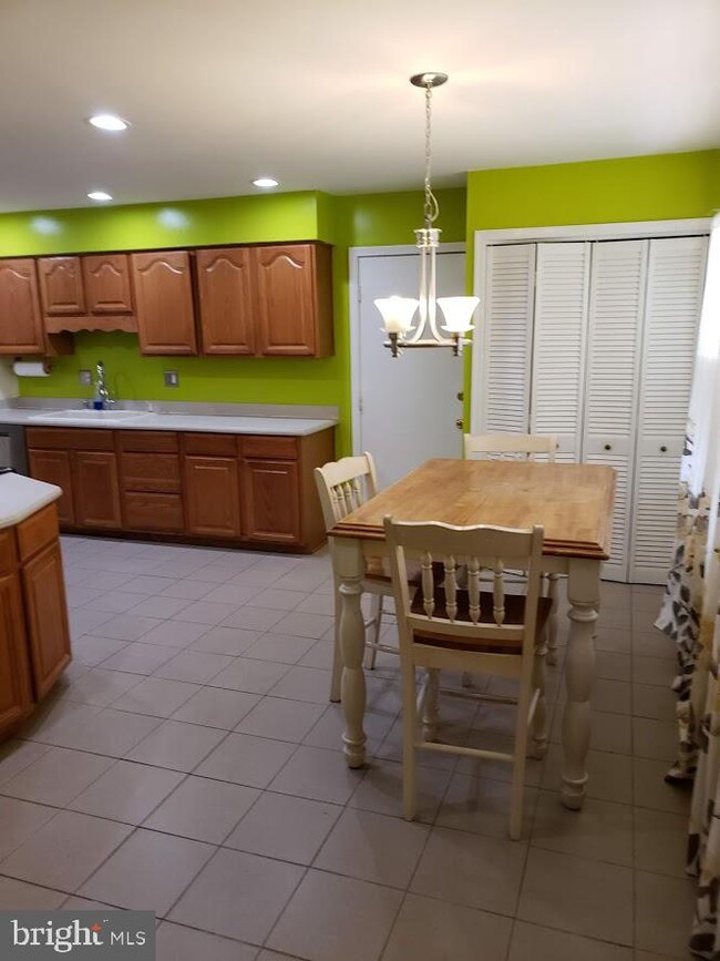 13035 Clarion Rd, Fort Washington, MD 20744 - photo 3