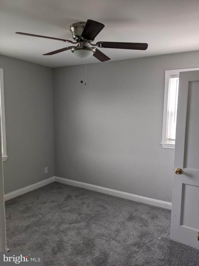 4128 Balfern Ave, Baltimore, MD 21213 - photo 6