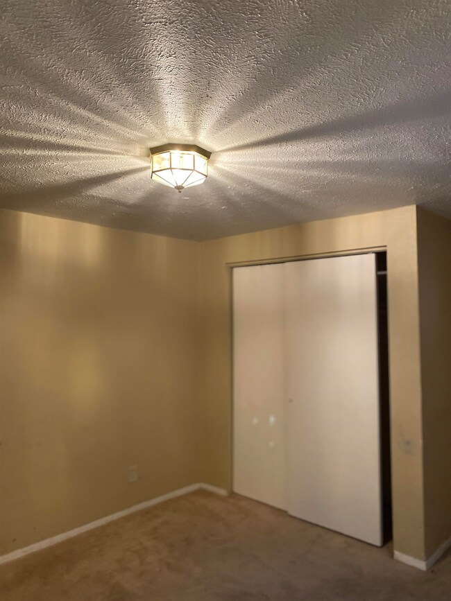 2129 W Mallon Ave, Spokane, WA 99201 - photo 7