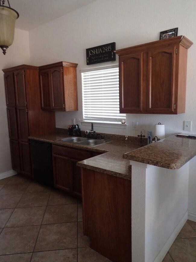 308 Jim Hofher Place, El Paso, TX 79928 - photo 6