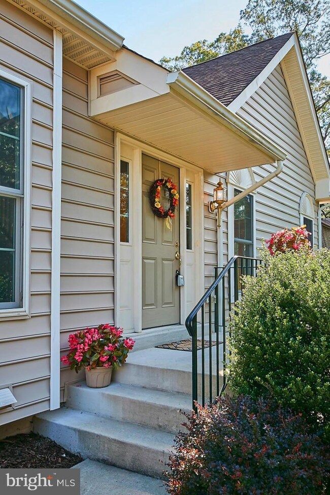 25169 Fortitude Terrace, Chantilly, VA 20152 - photo 2