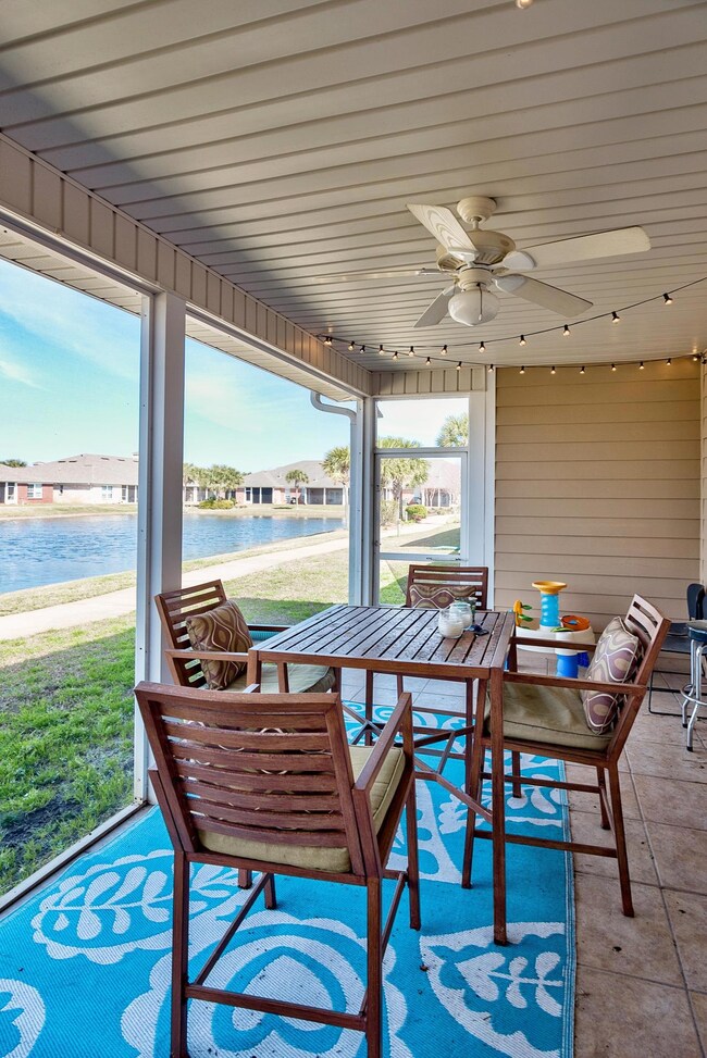 Screened-In Porch