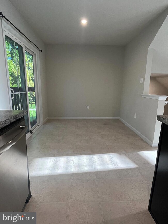 232 Sage Cir, Winchester, VA 22603 - photo 7