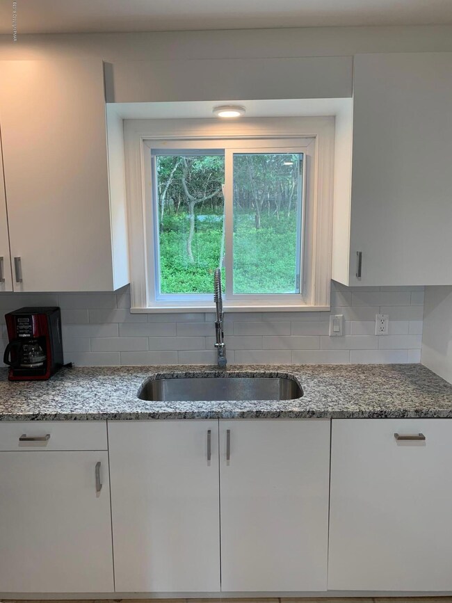 128 English Ivy Ct, Long Pond, PA 18334 - photo 3