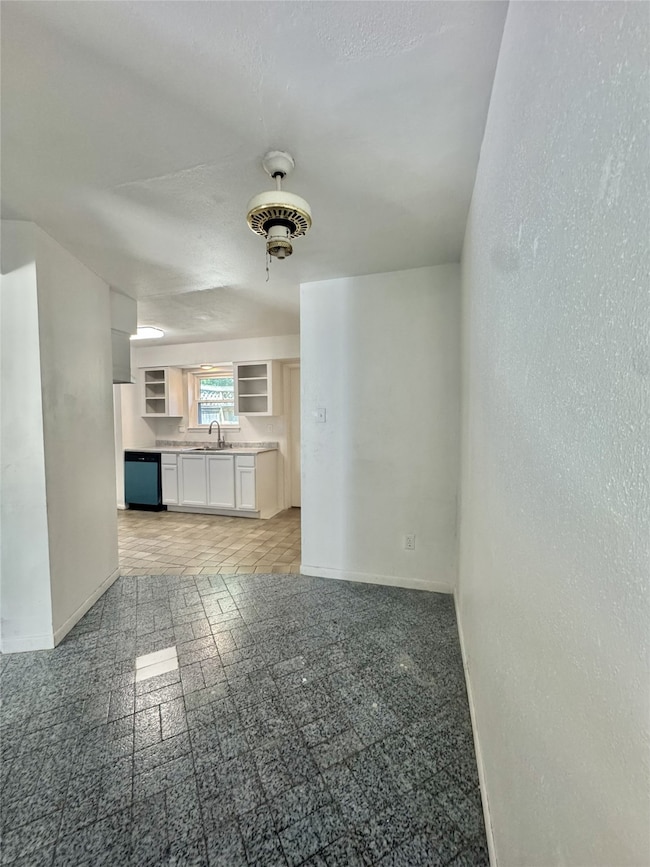 1911 Sherwood Forest St unit 17, Houston, TX 77043 - photo 5