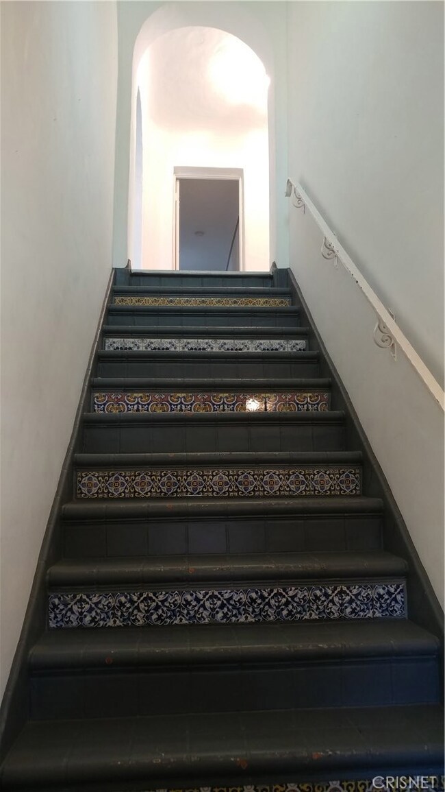 Charming archways at the entrance to the unit