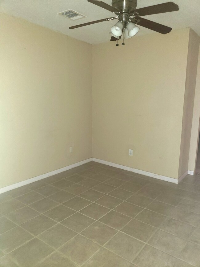 6214 Senior St, Houston, TX 77016 - photo 5