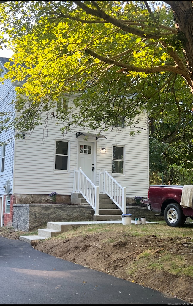 46 Morgan St, Pawcatuck, CT 06379 - photo 2