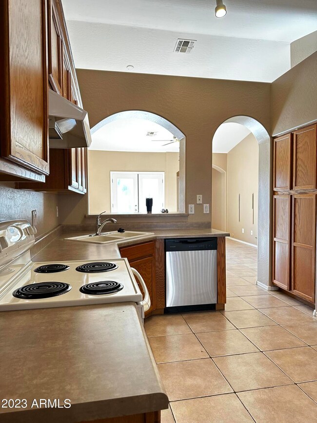 3131 S Shelby, Mesa, AZ 85212 - photo 7