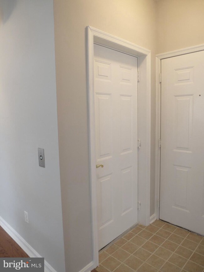 502 Mathias Hammond Way unit 201, Annapolis, MD 21401 - photo 7