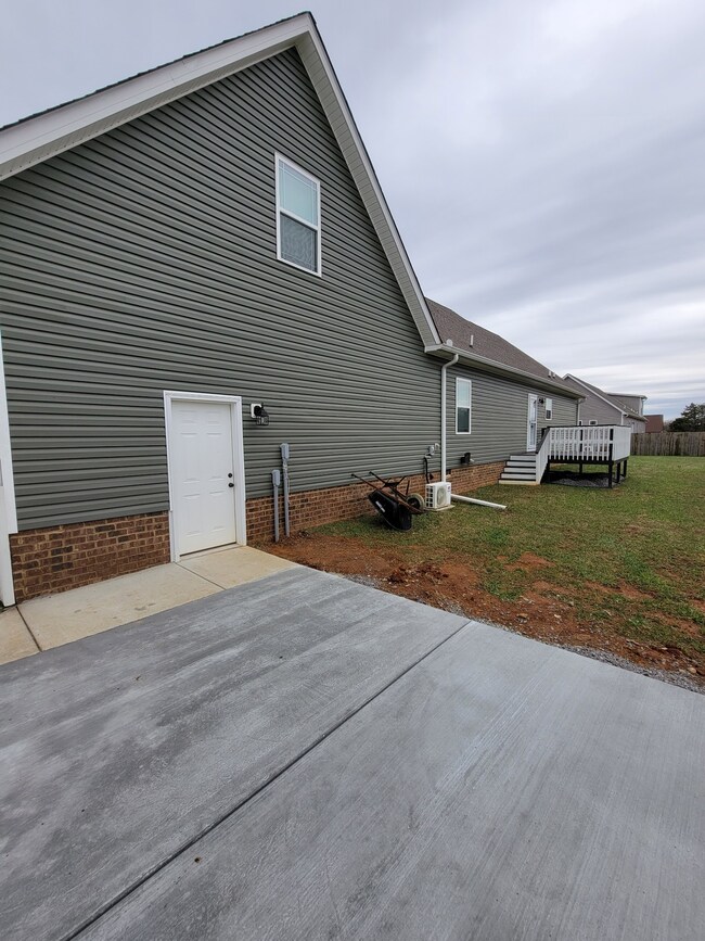 115 Qualls Ln, Shelbyville, TN 37160 - photo 4