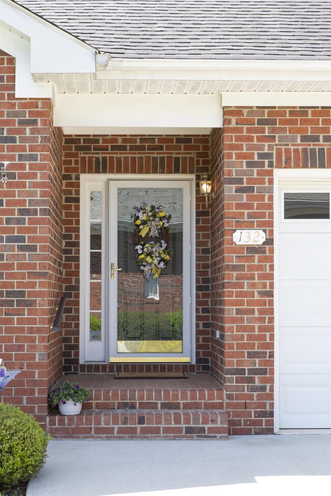 132 Olde Manor Ct, Siler City, NC 27344 - photo 2