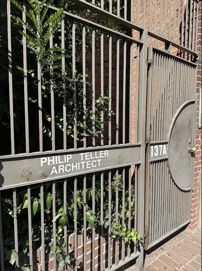 137 Christopher St unit 1B, New York, NY 10014 - photo 6